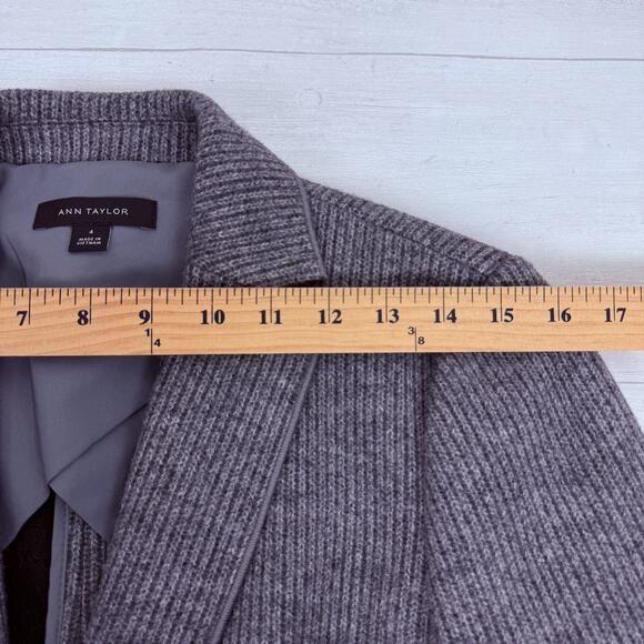 Ann Taylor Hutton Blazer Size 4 Gray Brushed Wool Ribbed Knit Classic Chic - Picture 12 of 16